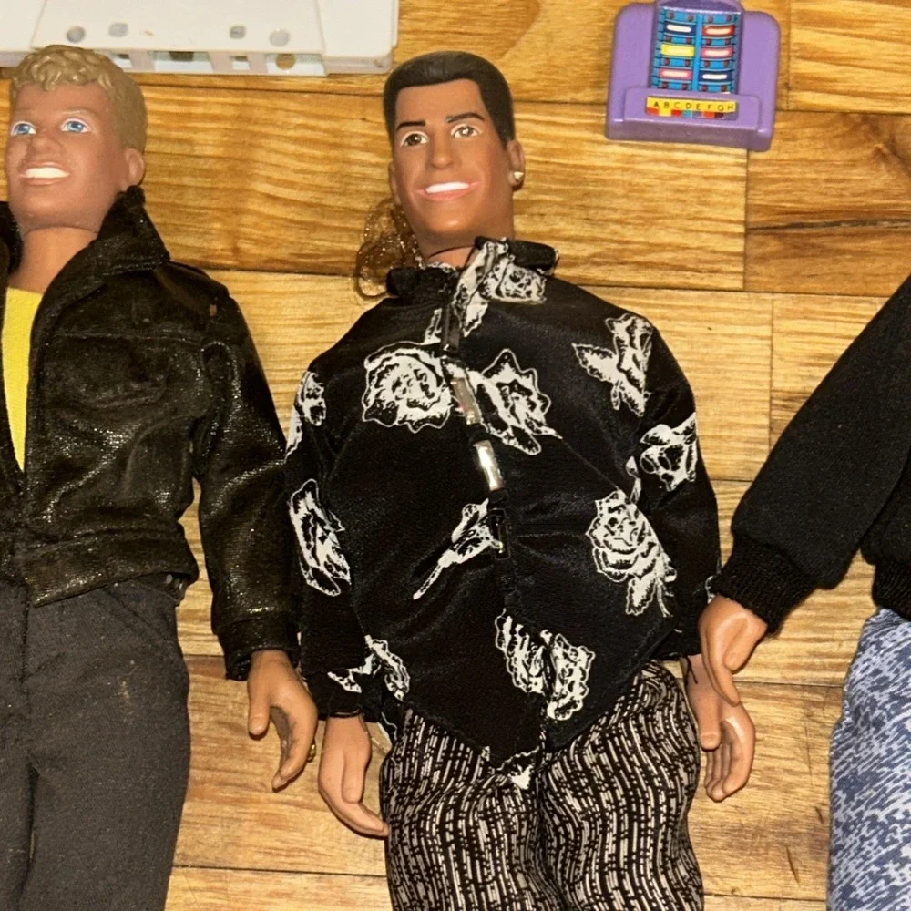1990 Hasbro New Kids on the Block Hangin' Loose NKOTB Dolls Street Clothes D3
